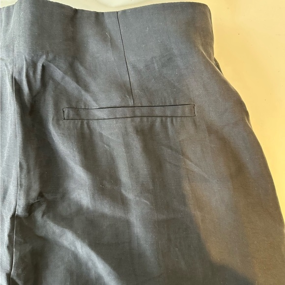 Zara black Pleated Shorts - Picture 5 of 8